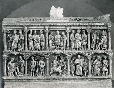  Sarcophagus of Junius Bassus：古代ローマの壮麗なる叙事詩！